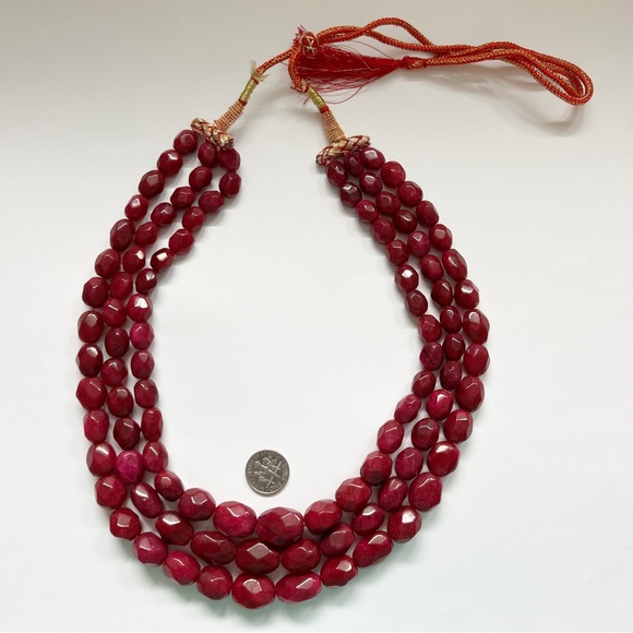 Stunning Triple Strand Red Ruby Graduated Bead Necklace - Picture 10 of 15
